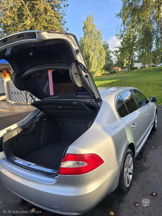 Skoda Superb, 2.0 l., Хэтчбек