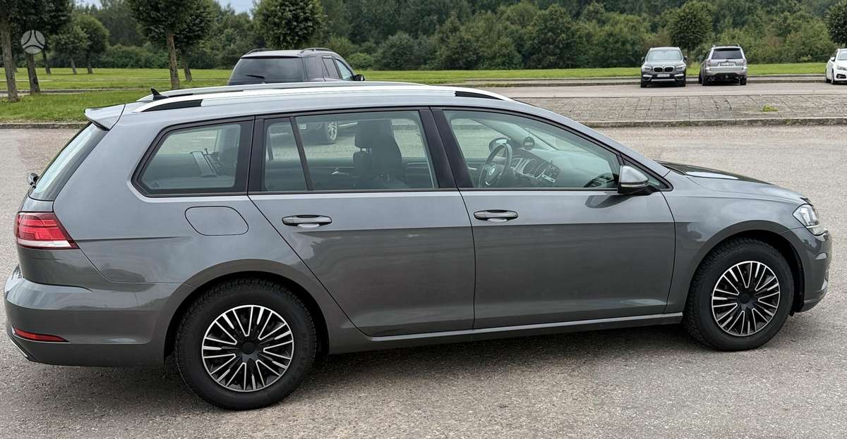 Volkswagen Golf, Универсал