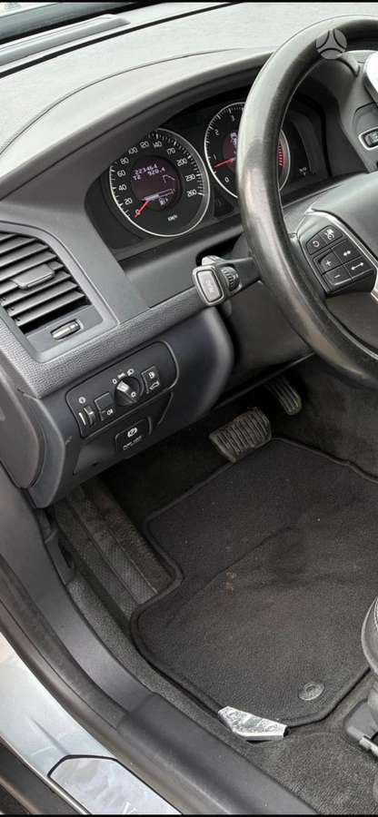 Volvo XC60, 2.4 l., Минивэн