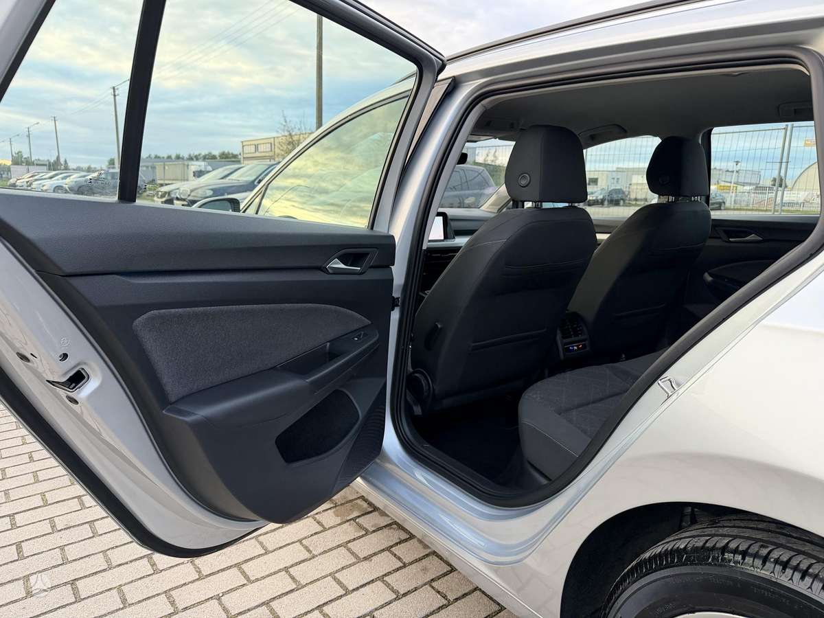 Volkswagen Golf, 1.5 l., Универсал