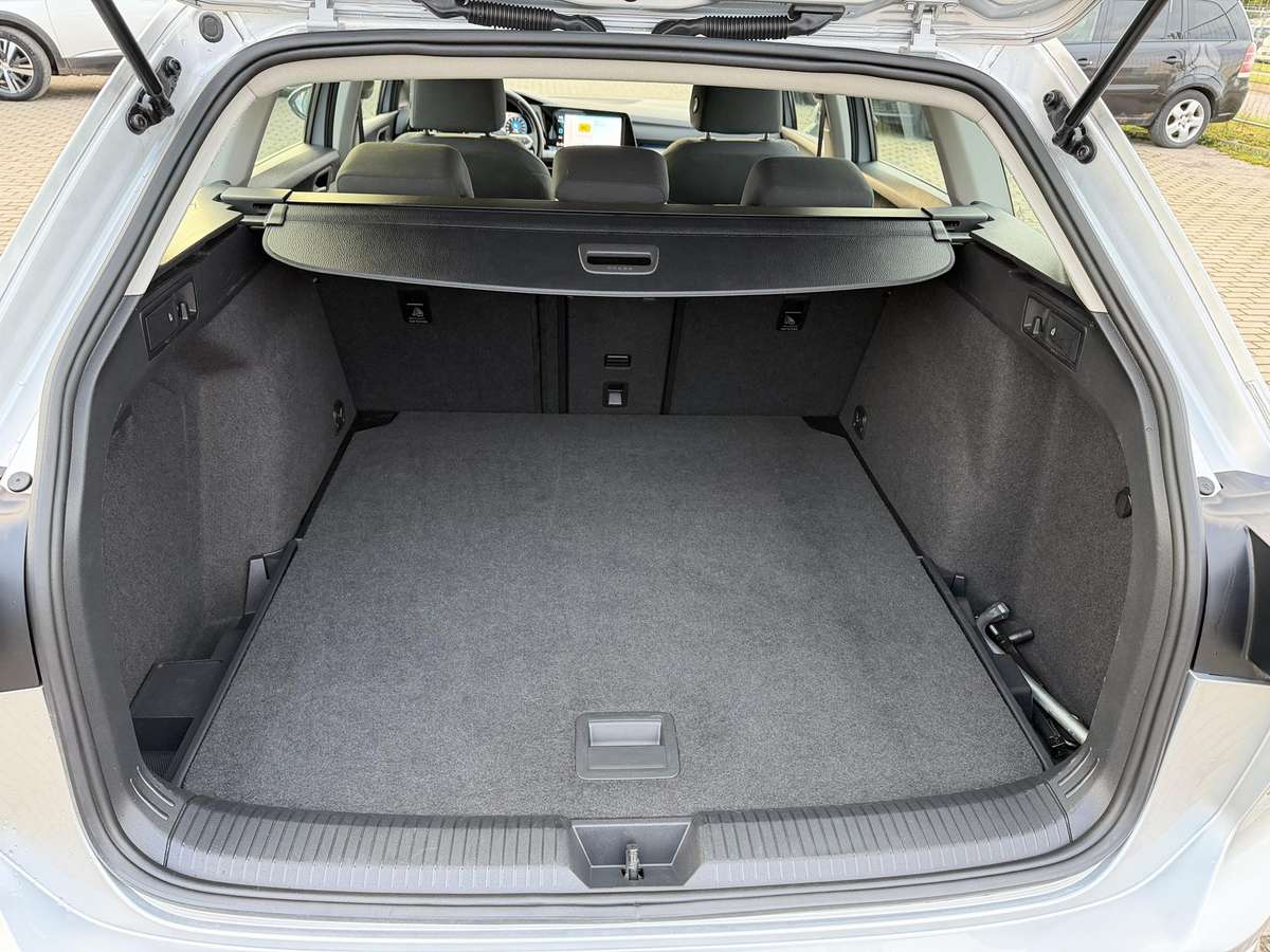 Volkswagen Golf, 1.5 l., Универсал