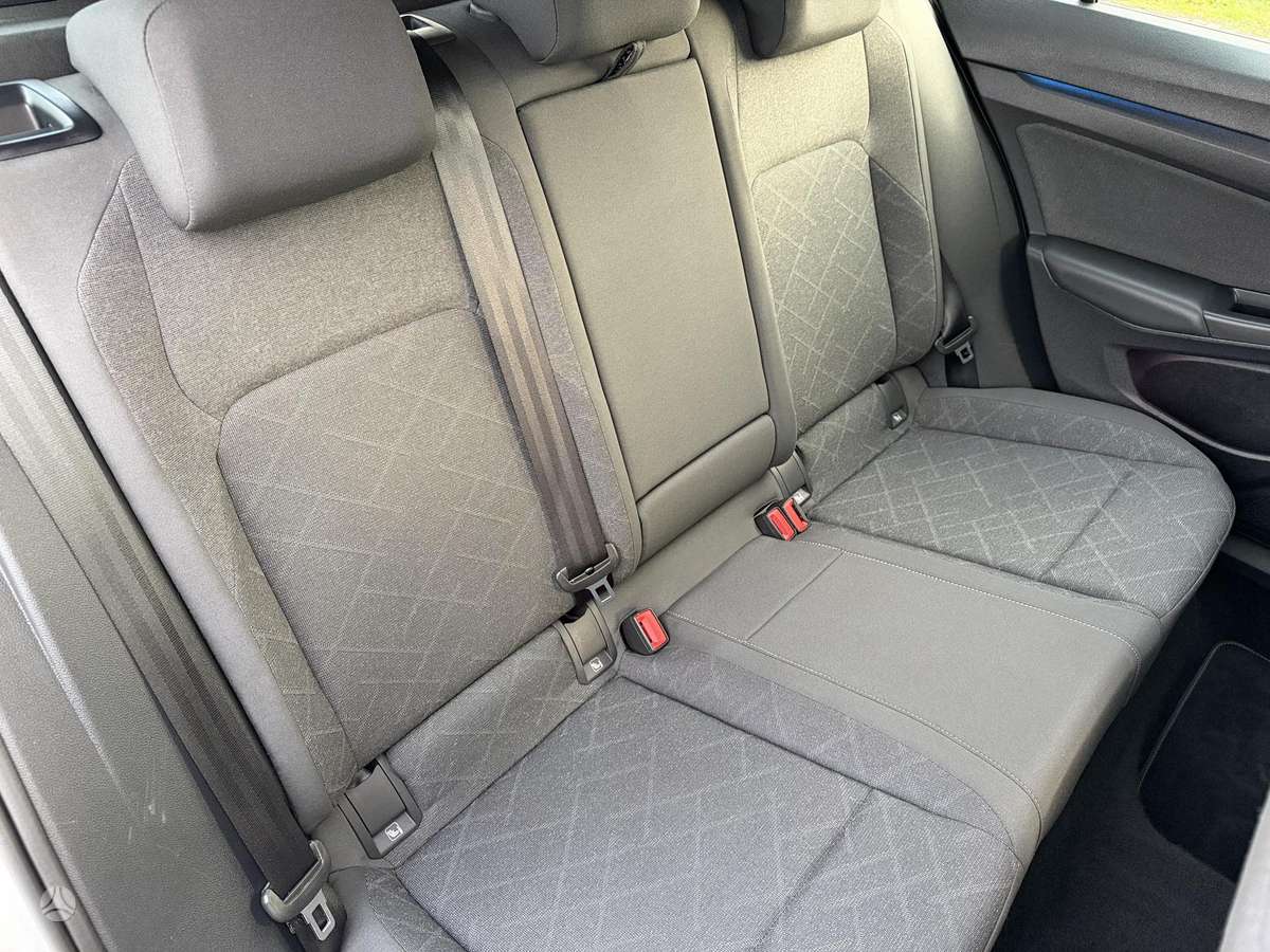 Volkswagen Golf, 1.5 l., Универсал