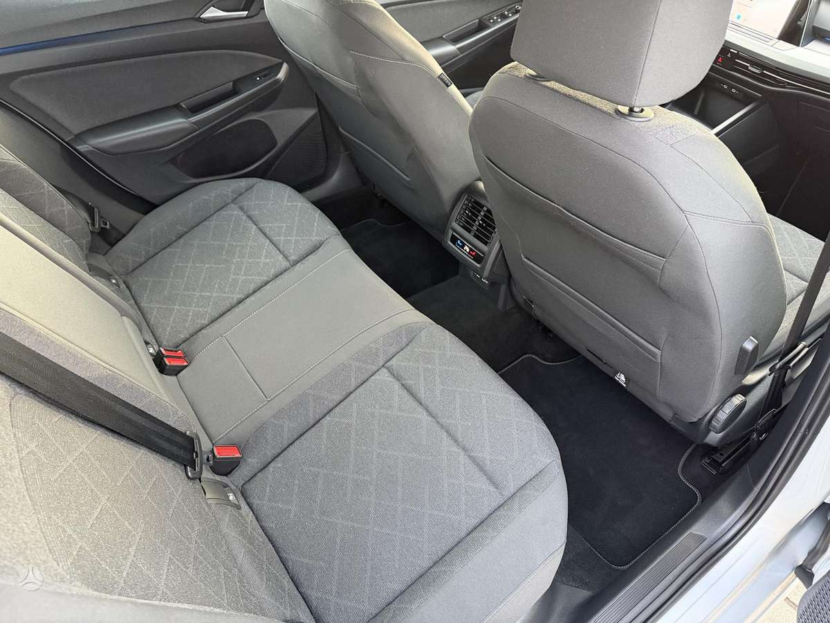 Volkswagen Golf, 1.5 l., Универсал
