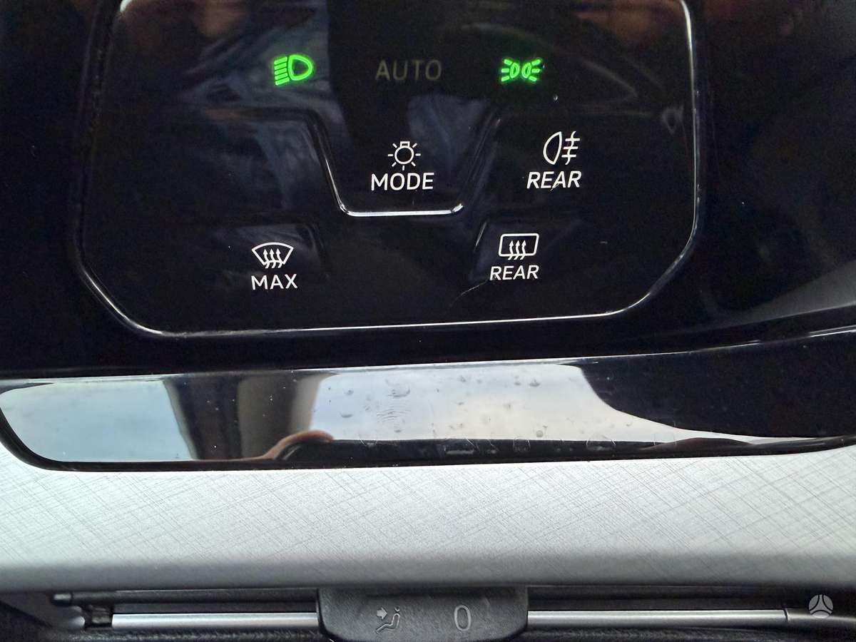 Volkswagen Golf, 1.5 l., Универсал