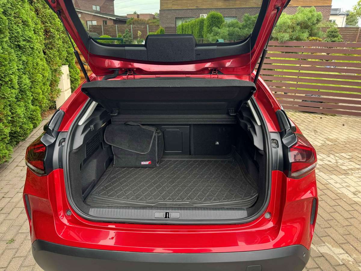 Citroen C4, 1.2 l., Хэтчбек