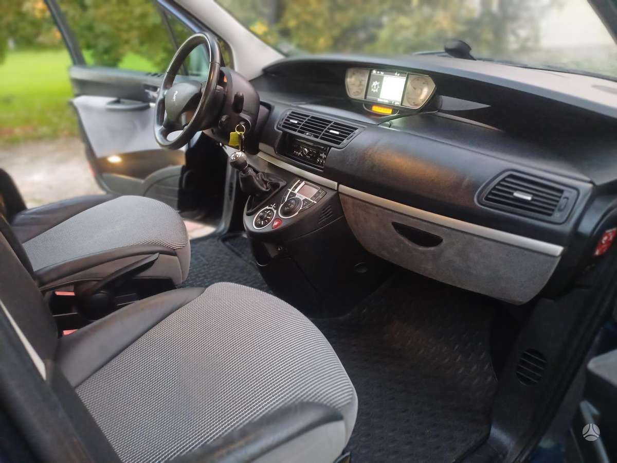 Peugeot 807, 2.0 l., Минивэн