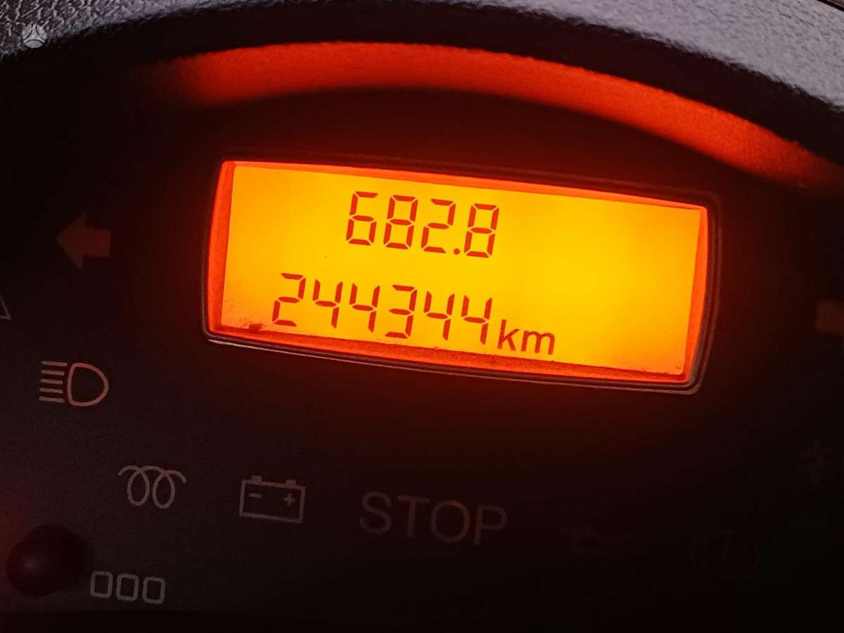 Peugeot 807, 2.0 l., Минивэн