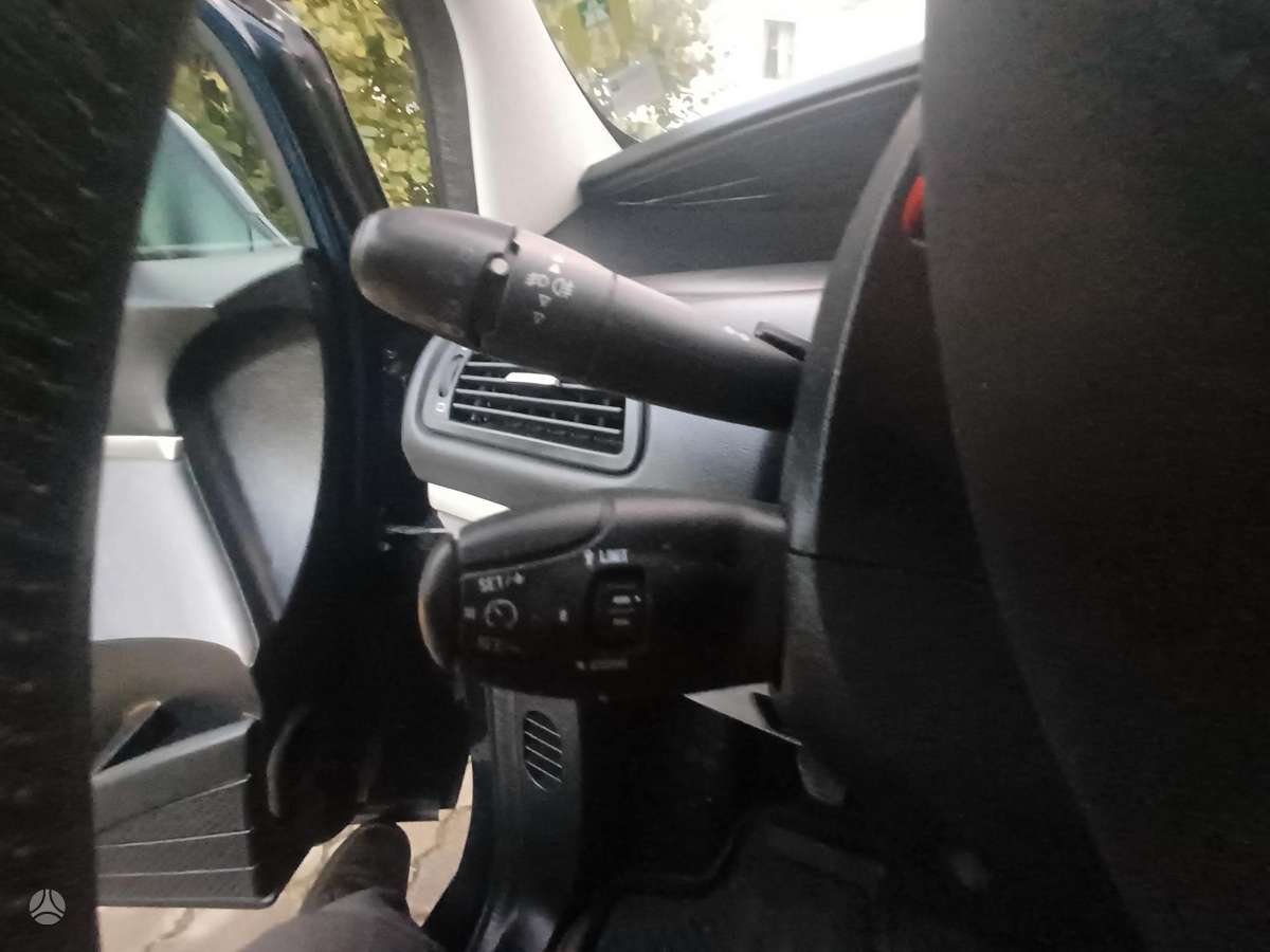 Peugeot 807, 2.0 l., Минивэн