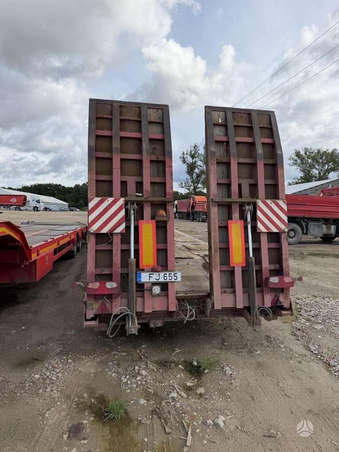 Nooteboom Kasbochrer, спец. прицепы и полуприцепы