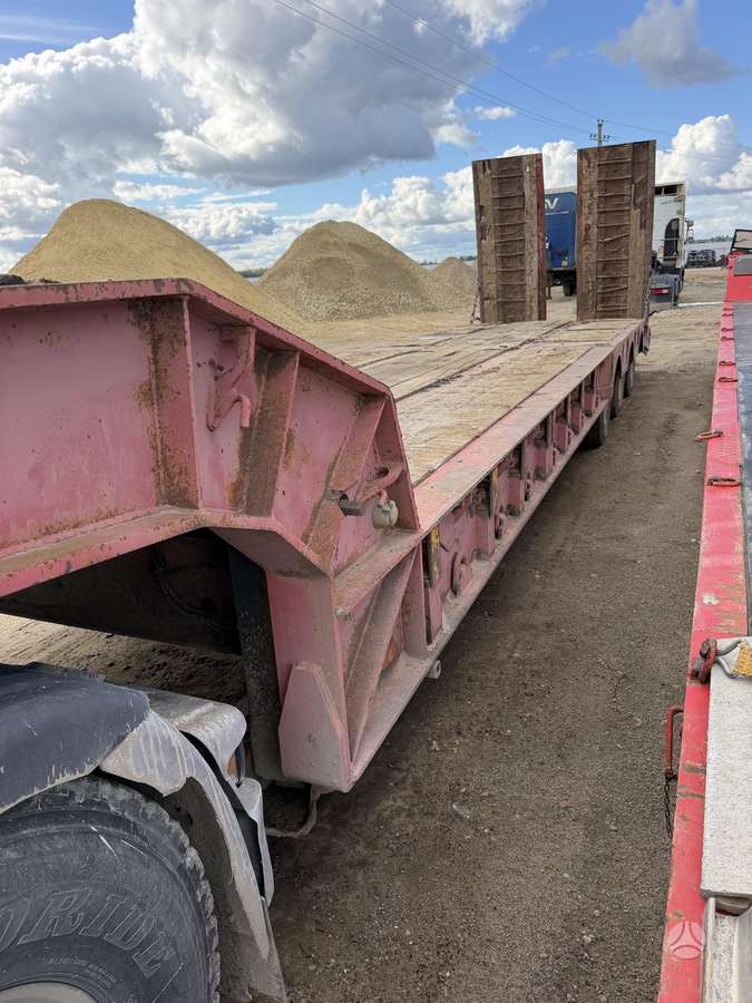 Nooteboom Kasbochrer, custom trailer / semi-trailer
