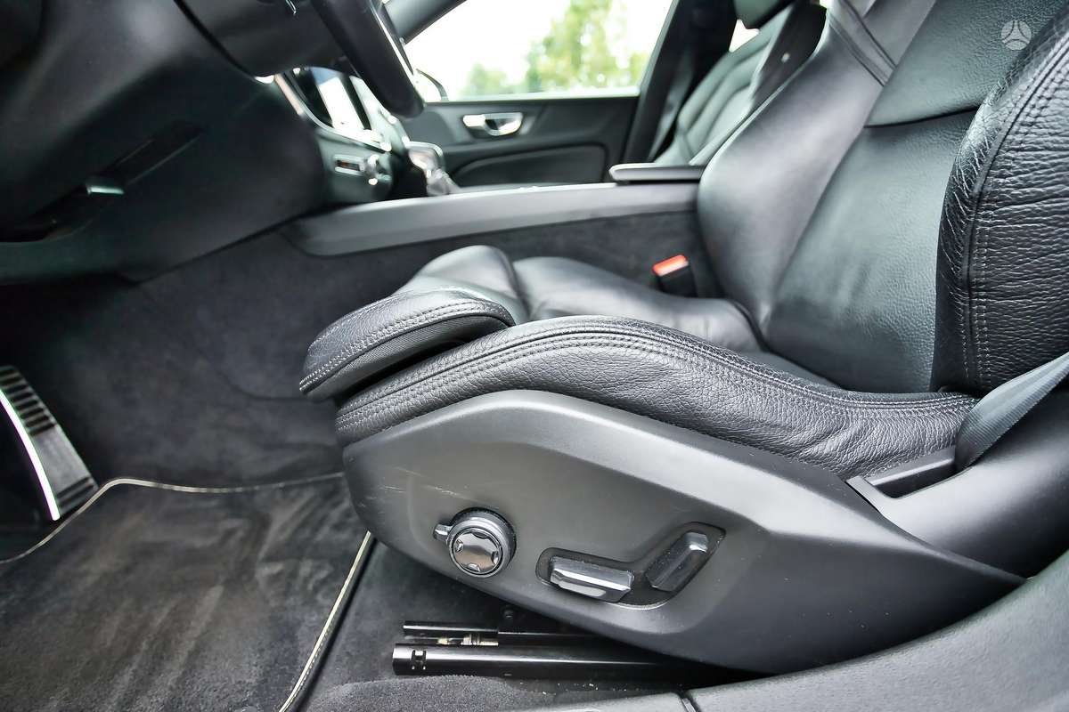 Volvo V60, 2.0 l., Универсал