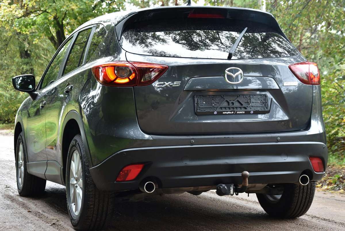 Mazda CX-5, 2.2 l., off-road / crossover