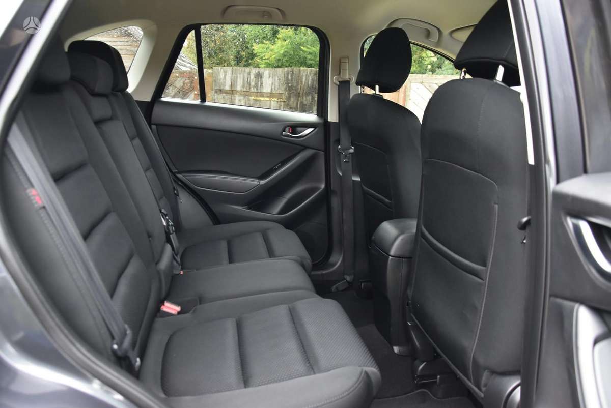 Mazda CX-5, 2.2 l., off-road / crossover