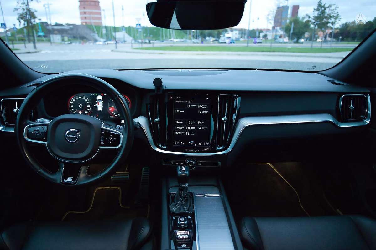 Volvo V60, 2.0 l., wagon