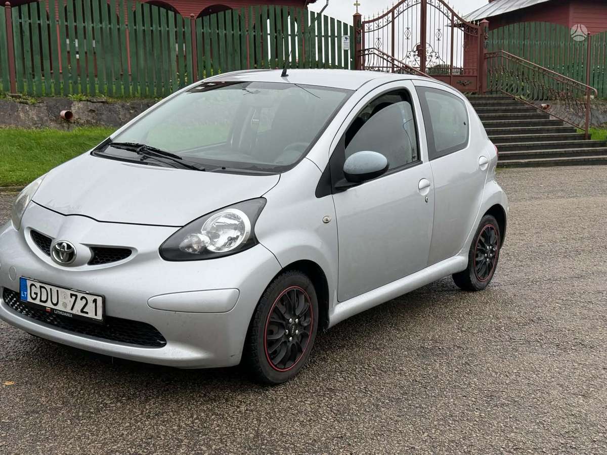 Toyota Aygo, 1.0 l., hatchback