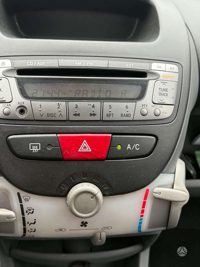 Toyota Aygo, 1.0 l., hatchback