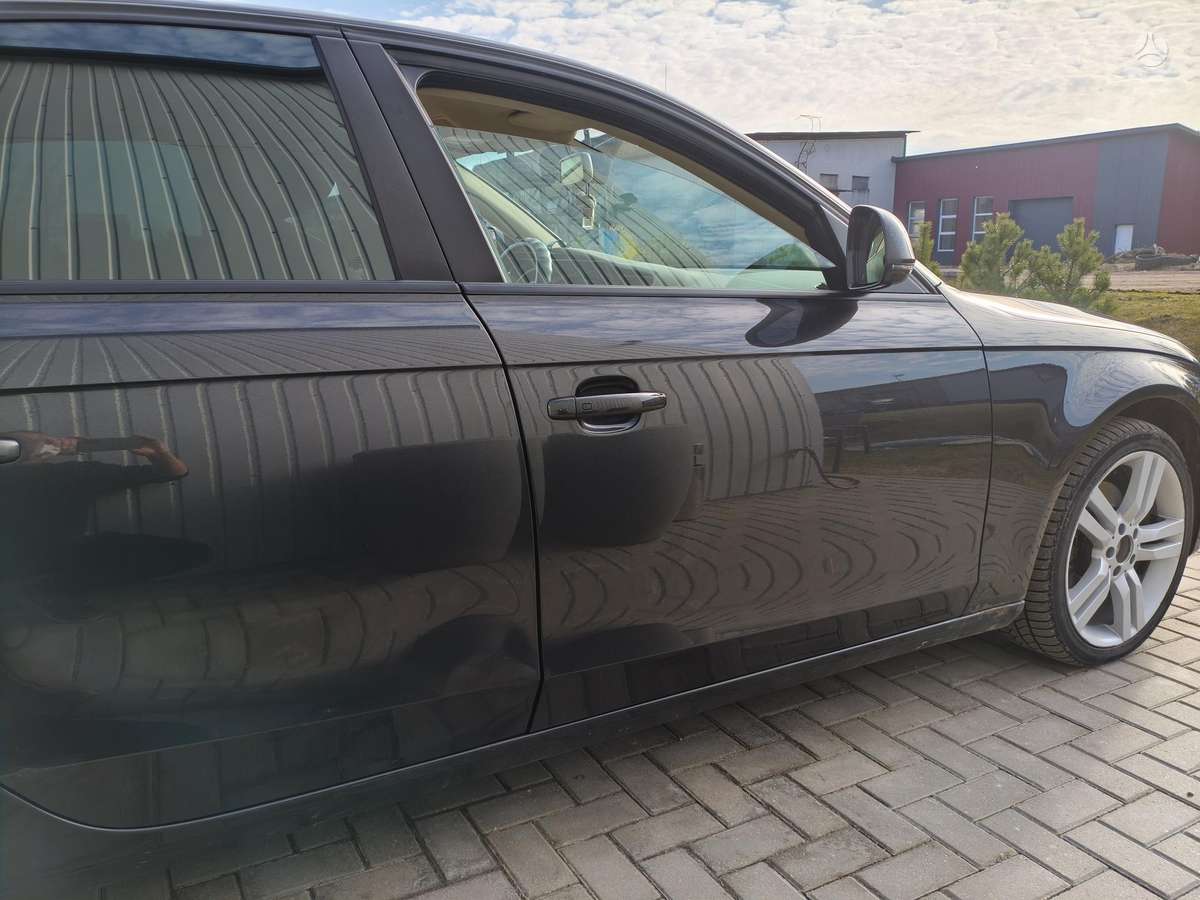 Audi A4, 2.0 l., sedanas