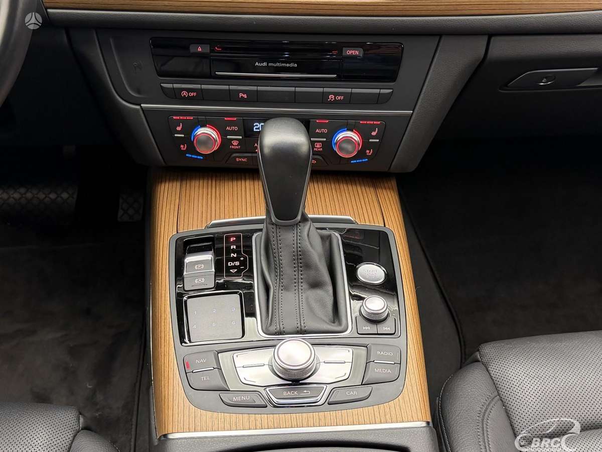 Audi A6, 3.0 l., Седан