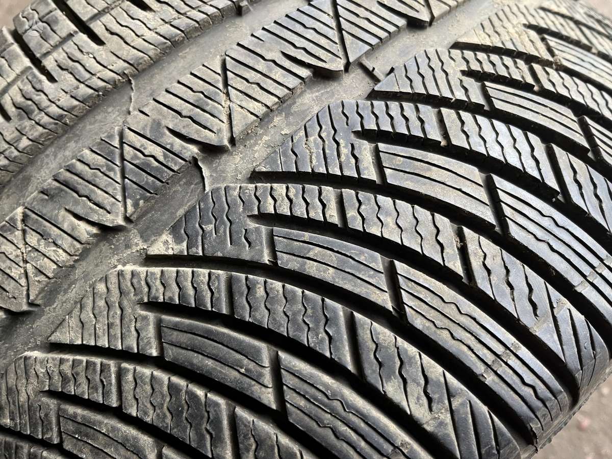 Michelin Alpin pa4, зимние 255/35 R18