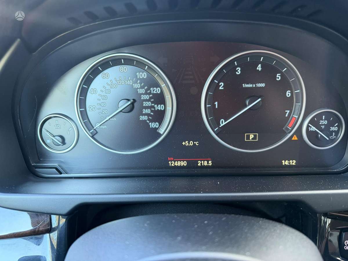 BMW X5, 3.0 l., off-road / crossover