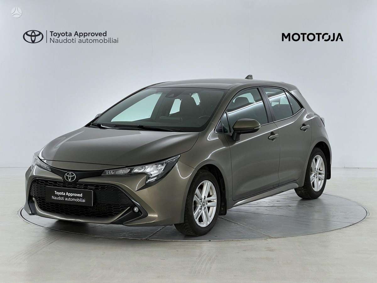 Toyota Corolla, 1.2 l., hatchback
