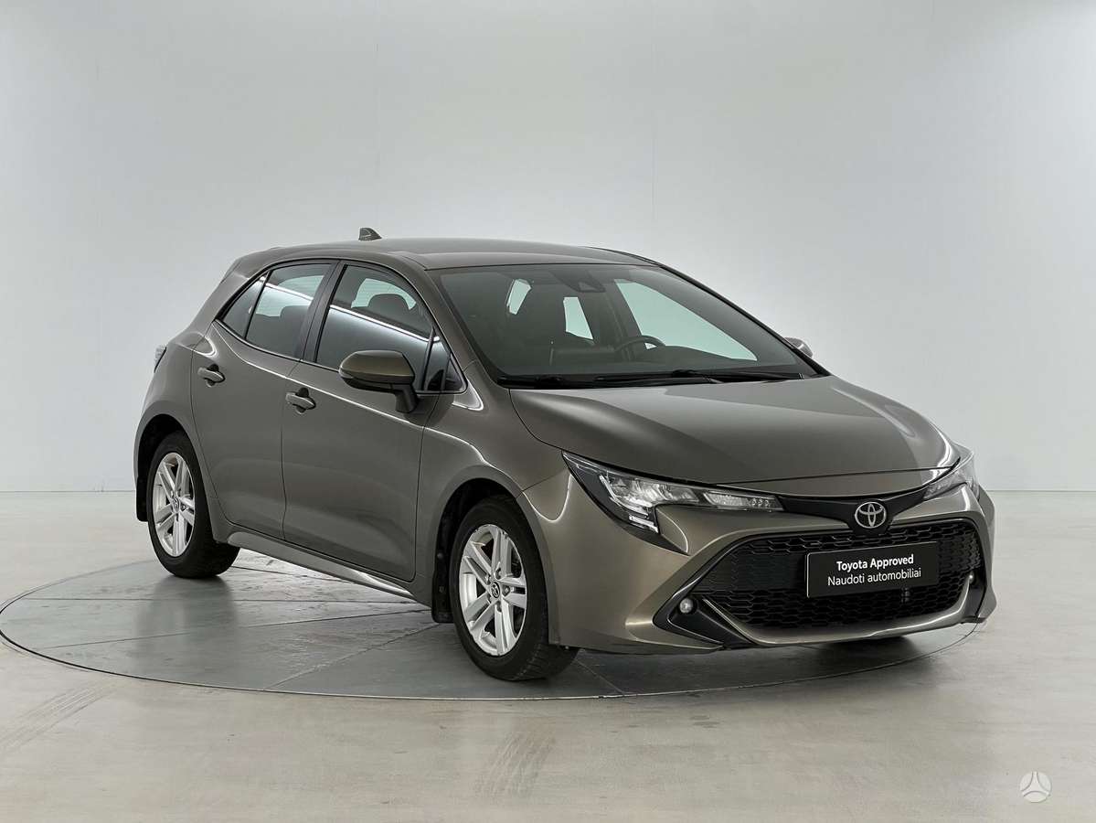 Toyota Corolla, 1.2 l., Хэтчбек