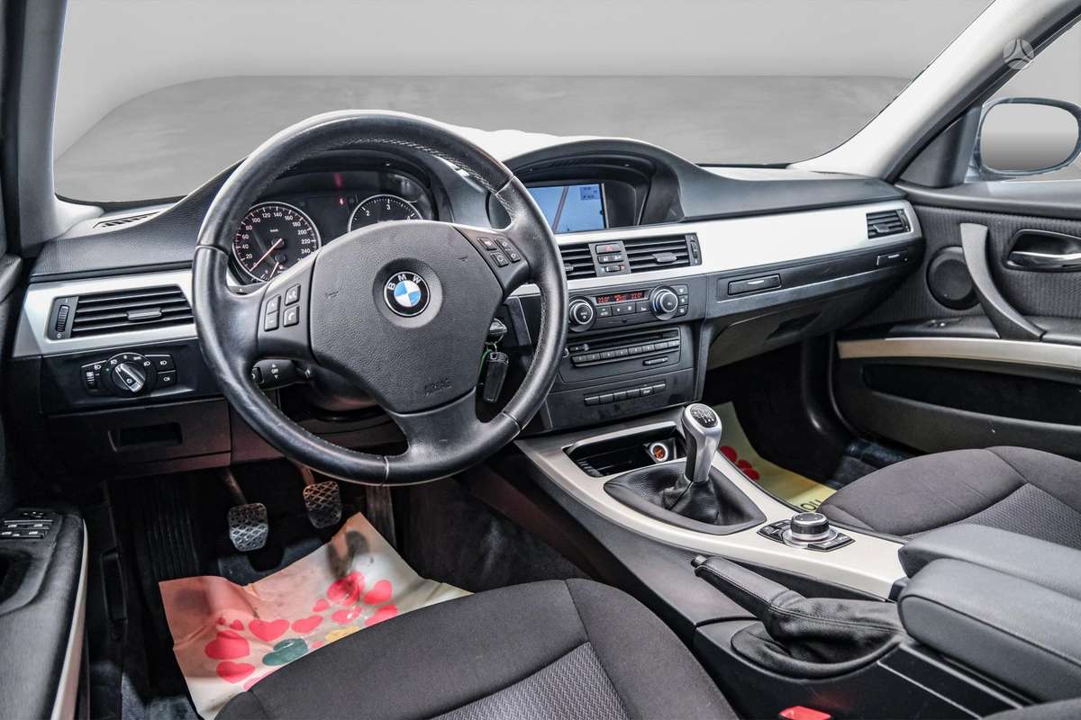BMW 318, 2.0 l., Универсал