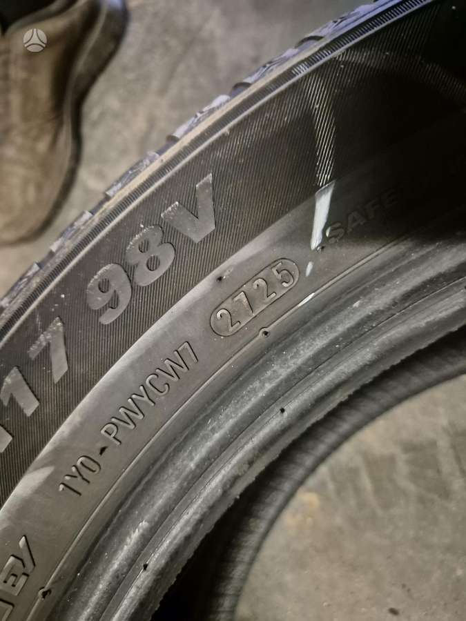 Kumho WinterCraft, winter 225/50 R17