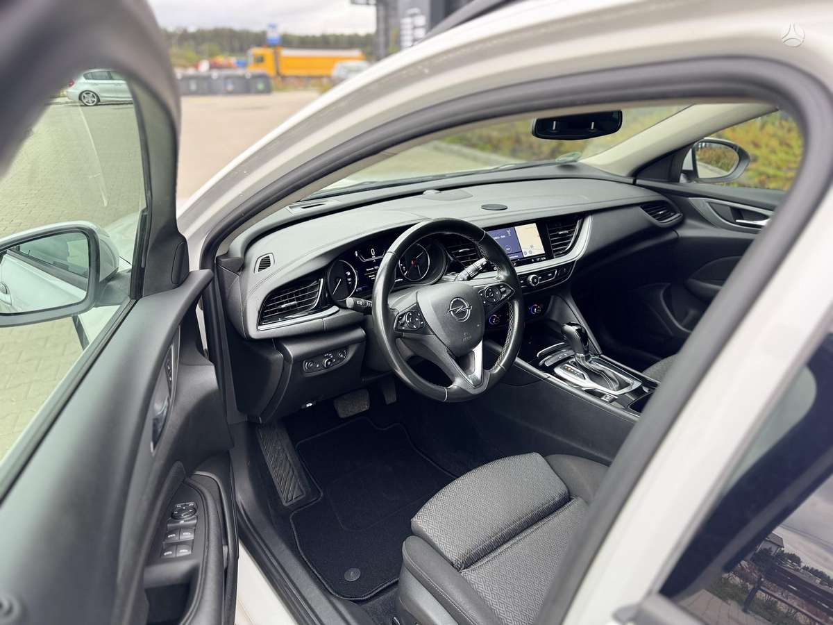Opel Insignia, 1.6 l., Универсал