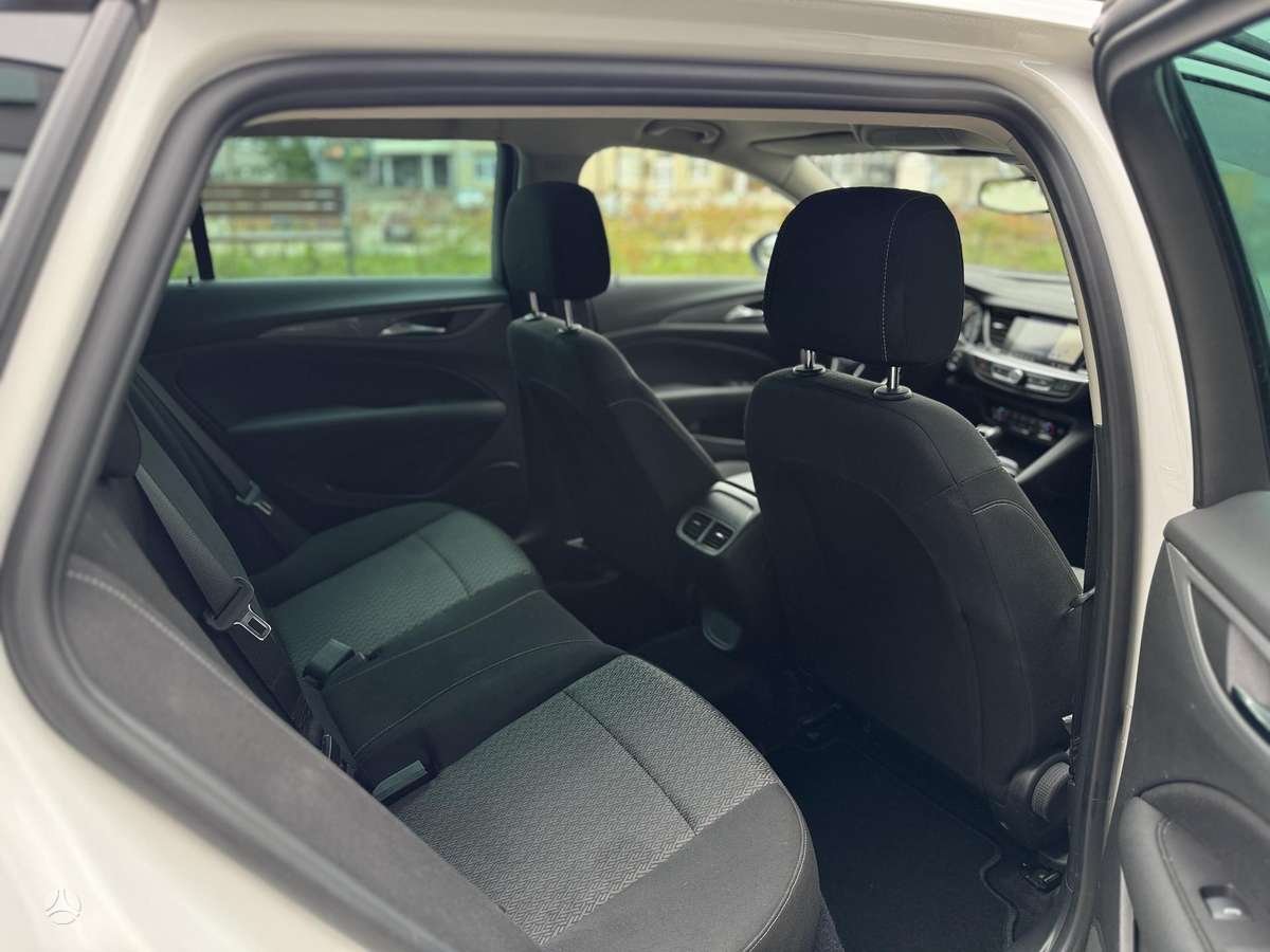 Opel Insignia, 1.6 l., Универсал