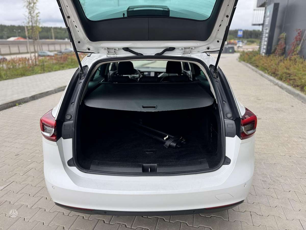 Opel Insignia, 1.6 l., Универсал