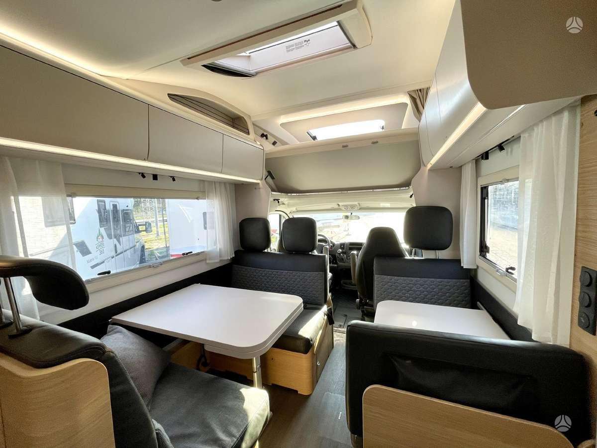 Adria Coral XL 650 DK, campers
