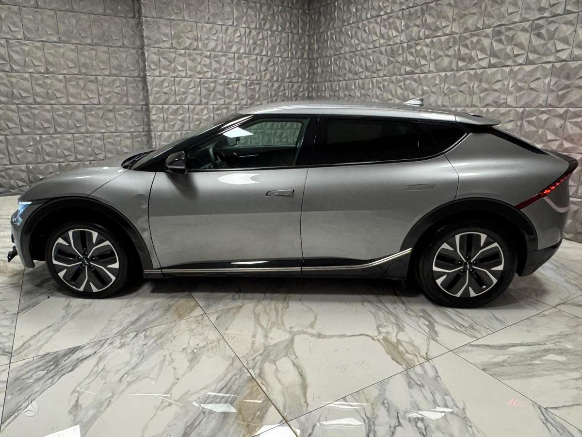 Kia EV6, 77 kWh, off-road / crossover