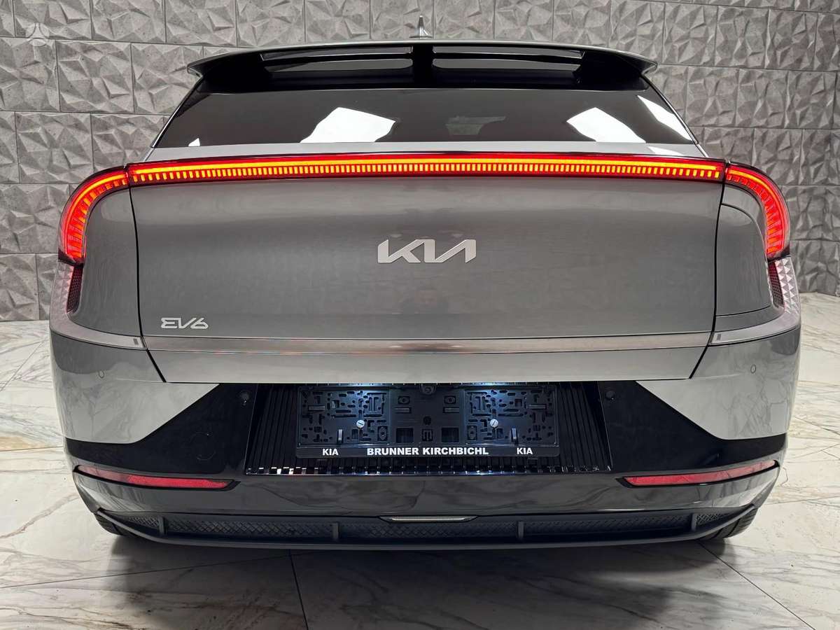 Kia EV6, 77 kWh, off-road / crossover