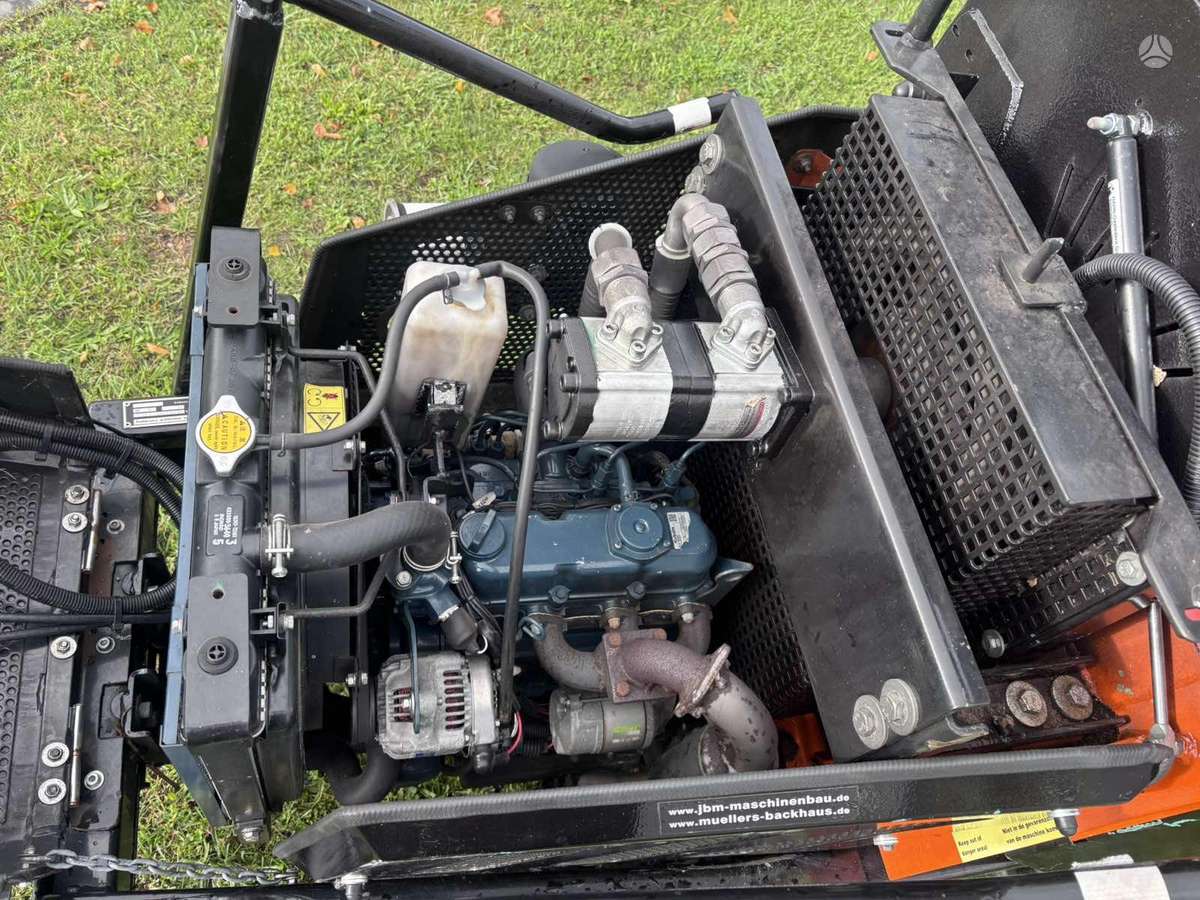 -Kita- JBM 421 MX, mulchers / grinders