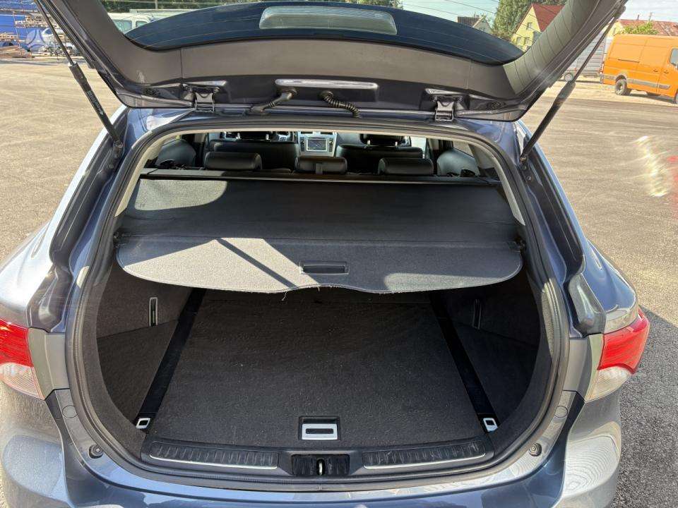 Toyota Avensis, 2.0 l., Универсал
