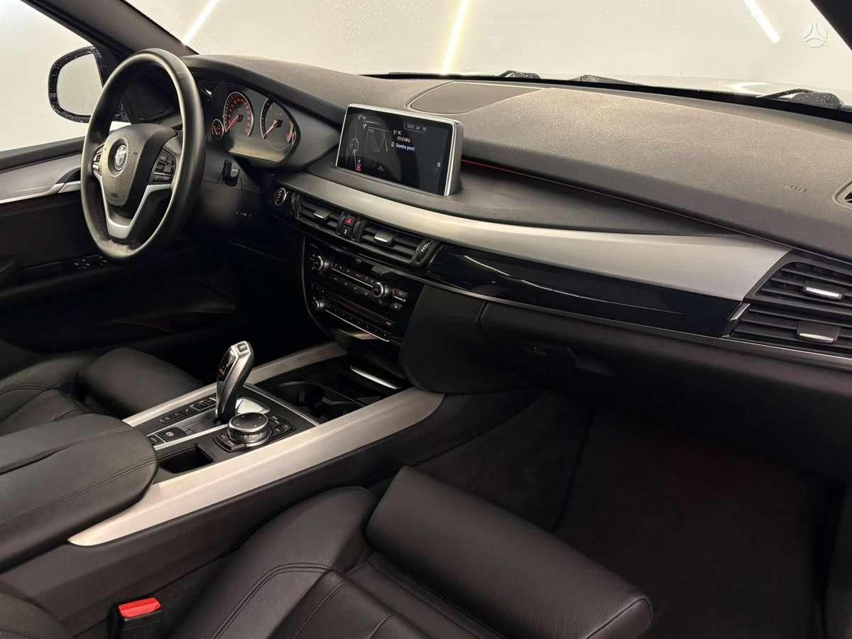 BMW X5, 3.0 l., Внедорожник / Кроссовер