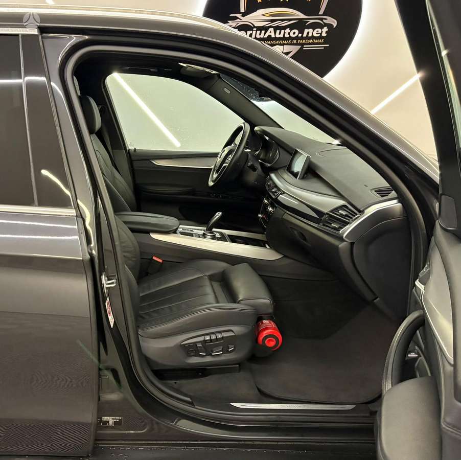 BMW X5, 3.0 l., Внедорожник / Кроссовер