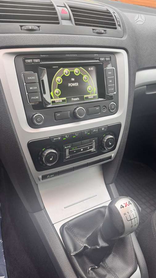 Skoda Octavia 2010 — photo 6