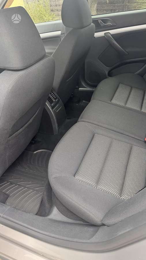 Skoda Octavia 2010 — photo 9
