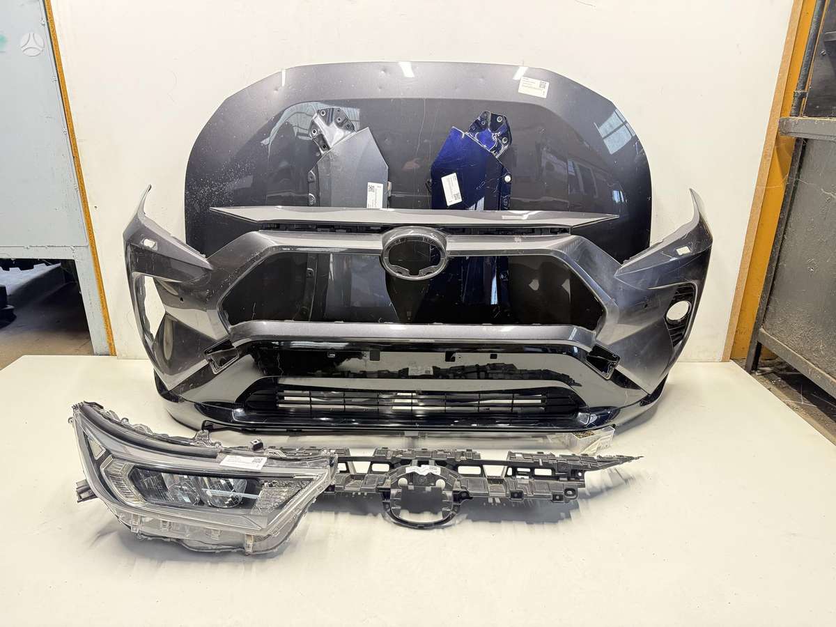 Toyota RAV4 body parts