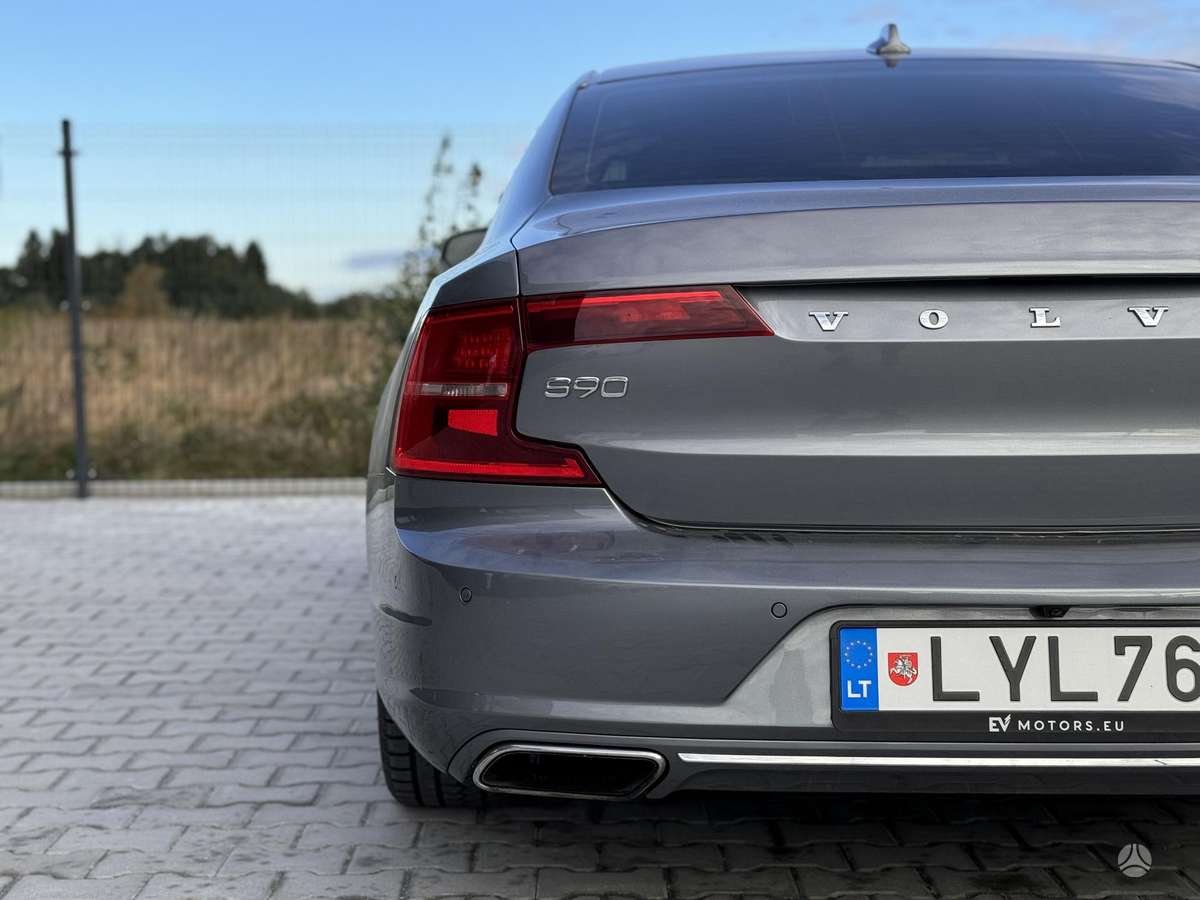 Volvo S90, 2.0 l., Седан