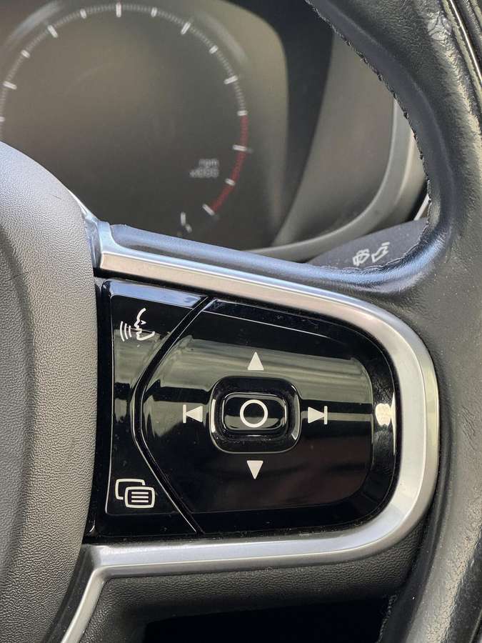 Volvo S90, 2.0 l., Седан