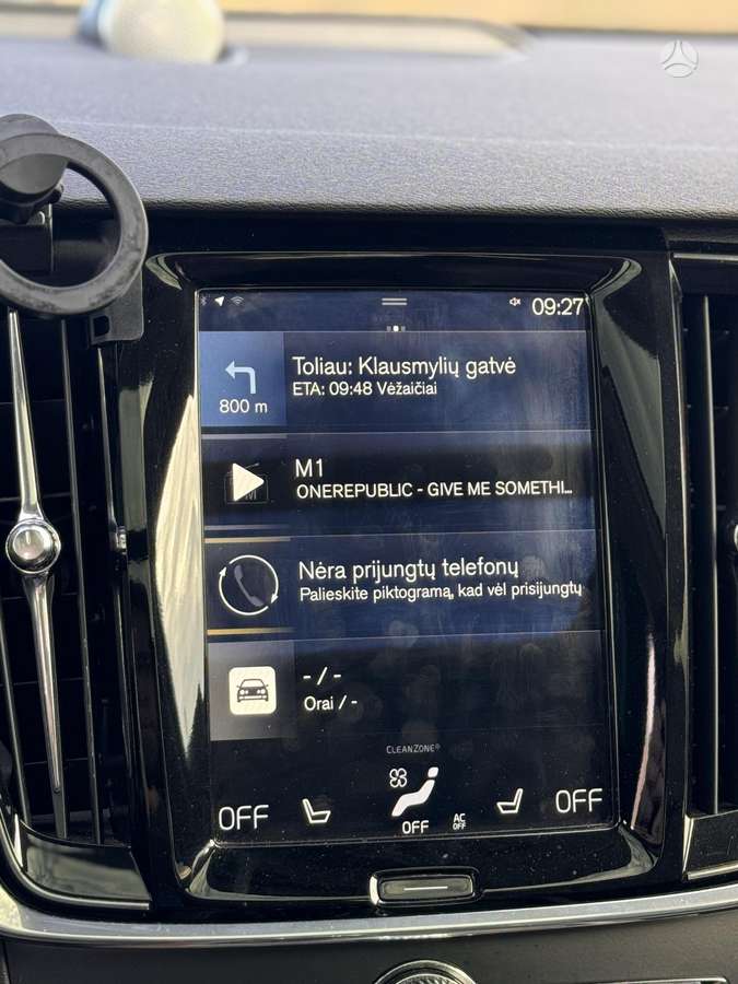 Volvo S90, 2.0 l., Седан
