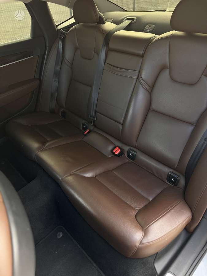 Volvo S90, 2.0 l., Седан