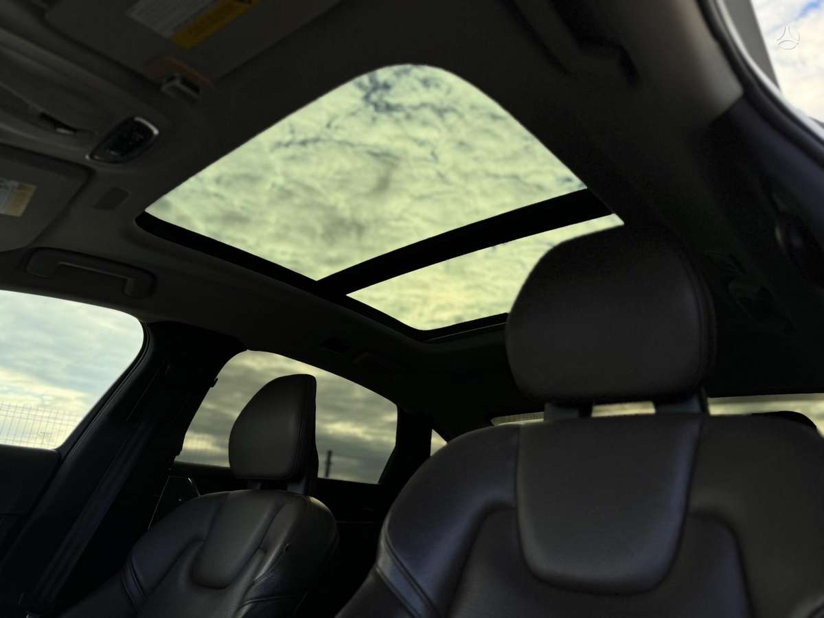 Volvo S90, 2.0 l., Седан
