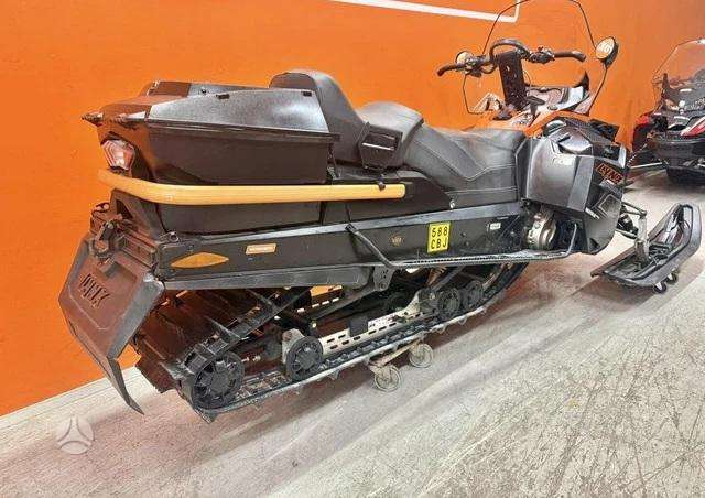 Ski Doo Lynx 900cc, snowmobiles