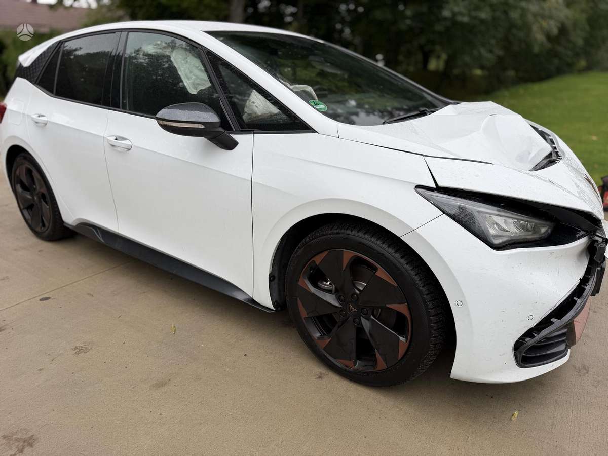 Cupra Born, 70 кВт·ч, Хэтчбек