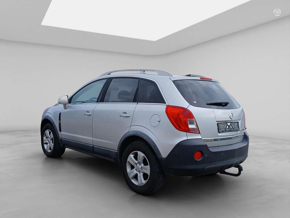 Opel Antara, 2.2 l., off-road / crossover