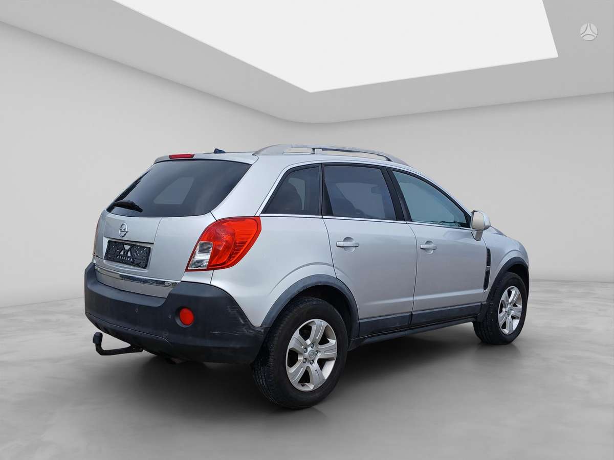 Opel Antara, 2.2 l., off-road / crossover